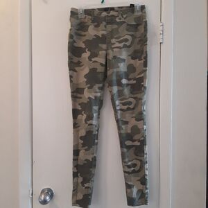 G 21 Camouflage Mid Rise Skinny Pants size M